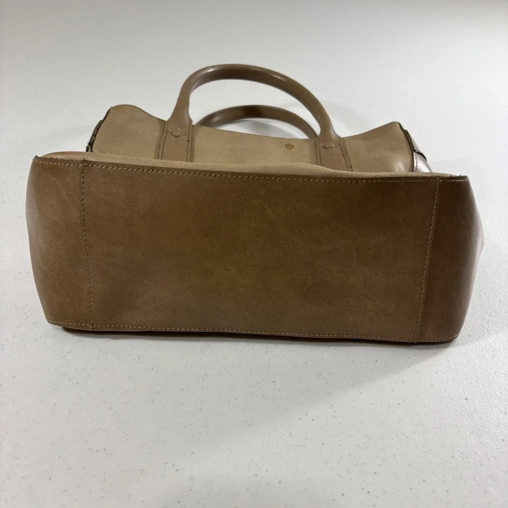 Liz Claiborne Tan Taupe Satchel Handbag Two Tone Gold Hardware Tote Bag